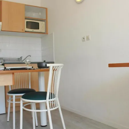 Διαμέρισμα Studio La Rochelle, 1 Piece, 2 Personnes - Fr-1-246-285